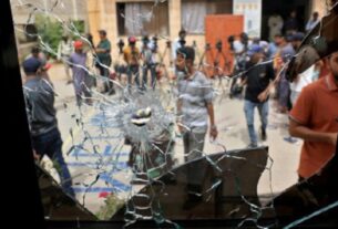 Over 200 Inmates Escape Karachi Jail Amid Earthquake Chaos: A City Shaken in More Ways Than One