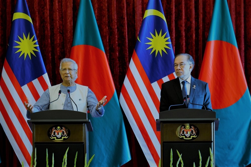 Anwar Calls for ASEAN Unity on Myanmar Crisis Extends Strong Support to Bangladesh