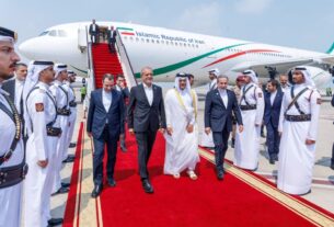 ‘They Cannot Stop Us’: Iran’s President Pezeshkian Defies UN Sanctions and Vows to Rebuild