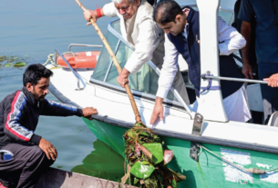 J&K L-G Joins Dal Lake Cleanliness Drive: A Renewed Commitment to Reviving Srinagar’s Jewel