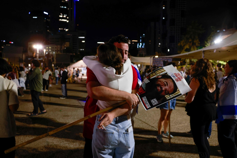 Hamas and Israel Prepare for Major Hostage-Prisoner Exchange Under U.S.-Brokered Deal