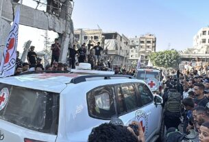 Hamas Begins Releasing Israeli Hostages from Gaza as Trump Lands in Israel for Historic Peace Talks