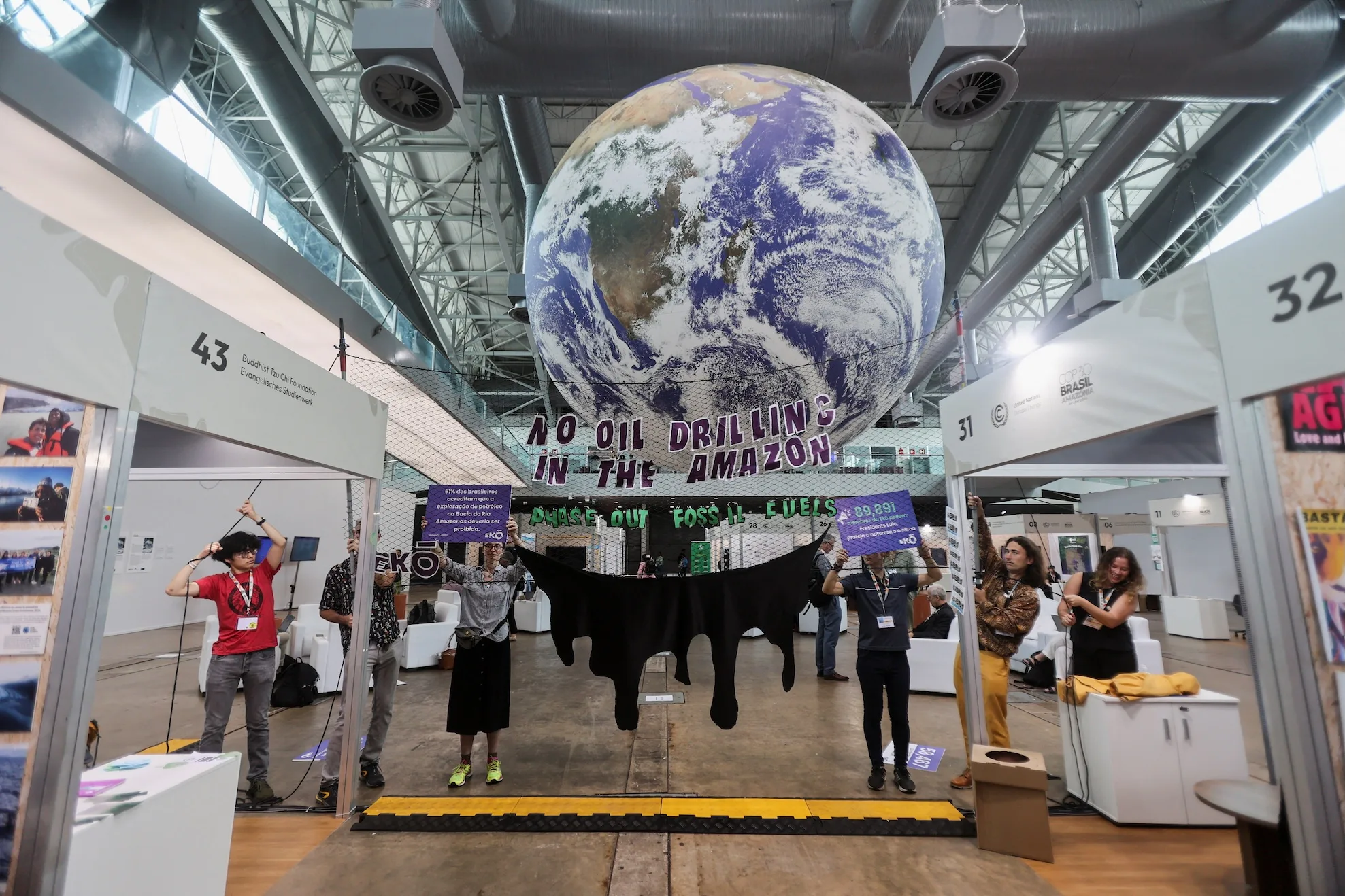 COP30 Host Brazil Calls for Unity as Climate Summit Faces Deadlock Over Fossil Fuels