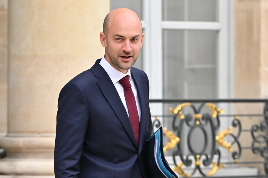 France Seeks United Front With Allies Over Any Potential U.S. Move on Greenland