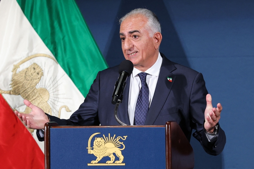 Exiled Prince Reza Pahlavi Calls for Global Action as Iranians Rise Against Hardship