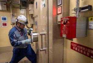 Japan Restarts the World’s Largest Nuclear Power Plant After 14 Years, Stirring Hope, Fear, and Deep Debate